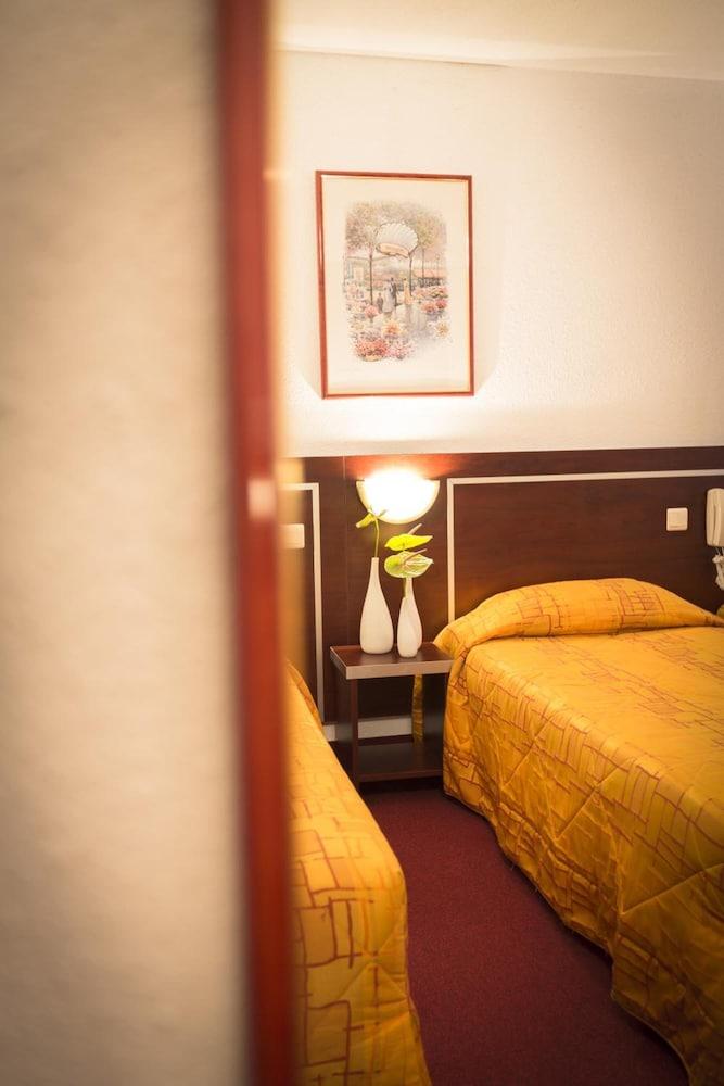 Hotel America ลูร์ด ภายนอก รูปภาพ